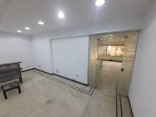 مكتب للايجار 300م دور اول ش عبد الحميد لطفي الدقي