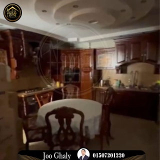 شقة مميزة للبيع 340 متر مصطفي كامل شارع أبوقير مبا