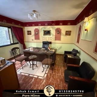 مكتب للبيع 225 متر الحي اللاتيني من شارع فؤاد