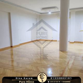 شقة للبيع 210 متر سيدى جابر بحر مباشر