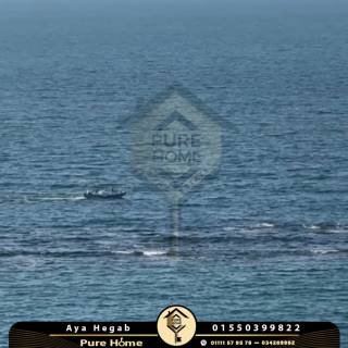 شقة للبيع 150 متر كامب شيزار ثالث نمره من البحر