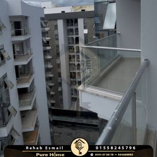 شقة للبيع 250 متر سموحة امام جامعه فاروس