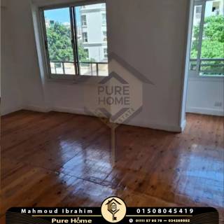 شقة للبيع 115م في كفر عبده بالقرب من ميدان سنت جين