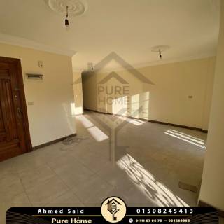 شقة للبيع جنب نقطة خالد بن الوليد تري البحر بوضوح