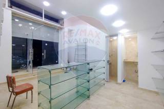 صيدلية للبيع بجوار مستشفى زيزينيا الخاصة