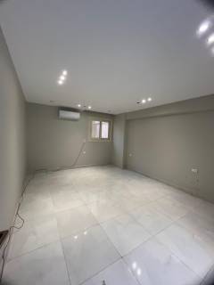 باقوي موقع حيوي بالدقي وبجانب المترو مقر اداري210م