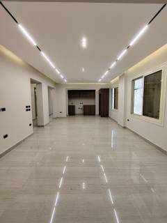 مكتب دور اول قرب مترو جامعة الدول