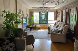 شقة للبيع 190 متر كامب شيزار علي البحر