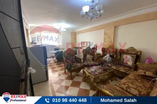 شقه للبيع 125م بسيدي بشر تاني نمره بحر وتري البحر