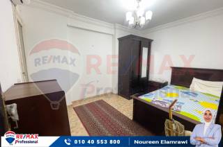 شقه للبيع كليوباترا 130متر تري البحر