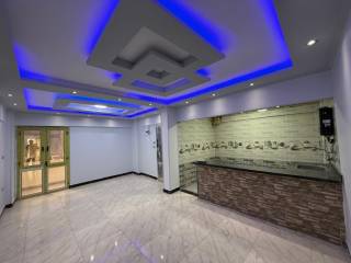 شقة للإيجار في موقع مميز في ستانلي