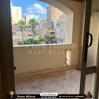 شقة للايجار في فلمنج على الترام مباشرة