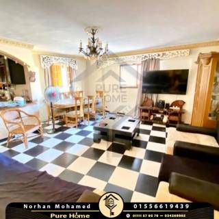 شقه دوبلكس مفروشه للإيجار بجليم ثانى نمره من البحر