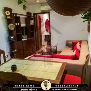 فرصه للعروسين للمعيشه في كمباوند