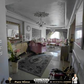 شقة للبيع كامب شيزار متفرع من شارع سينما اوديون