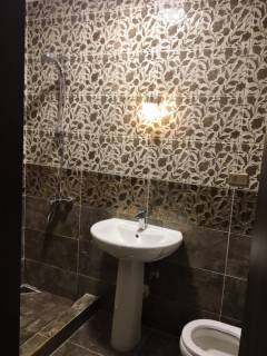 مكتب دور اول استخدام حديث مكيف بالكامل في المهندسي