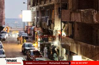 شقة 220 متر للبيع في رشدي على شارع أبو قير