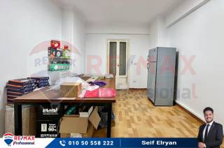 مقر اداري للبيع 120 متر لوران متفرع من الاقبال