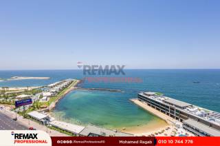 شقة للبيع 600 متر سان ستيفانو علي البحر مباشرة