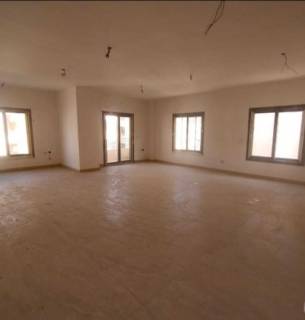 شقه للايجار اول سكن بكمبوند سكني بالشيخ زايد