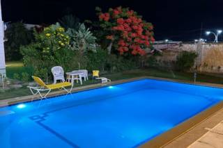 فيلا ستاند الون للبيع هليو بيتش 250 متر