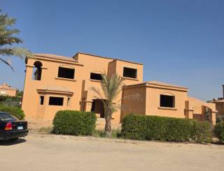 الساحل الشمالي فيلا 225 للايجار بقرية فرجينيا بيتش