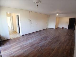 شقة للبيع 180 متر لوران صف أول بحر مدخل جانب