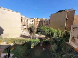 شقة للايجار 250م الويست تاون