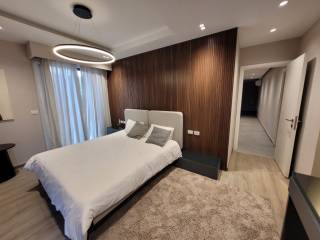 شقة بنتهاوس متشطبة بالتكيفات بمقدم 5 استلام سنة