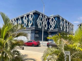 مكتب تشطيب كامل بمقدم 20 في كازان بلازا