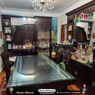 شقة للبيع 264 متر جليم ش رسمى باشا