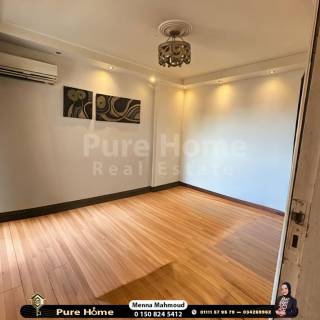 شقة للايجار زيزينيا