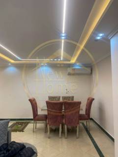 شقه للبيع 160م كامب شيزار ش منفيس