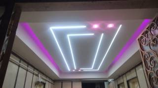 شقة للايجار المفروش 140 متر ميامي علي البحر مباشرة