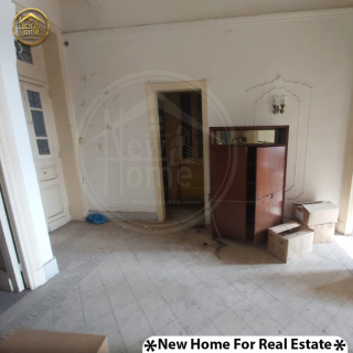 شقة للايجار محطة الرمل شارع كنيسه الاقباط