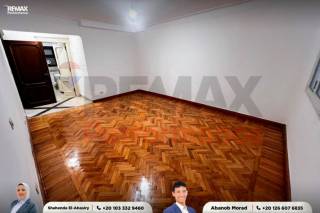 محل للايجار 40 متر فى منطقة جليم على الترام مباشرة