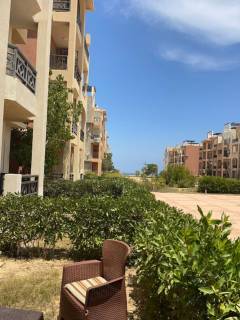 شاليه أرضي بجاردن للبيع ايمارتس هايتس 100 متر 3