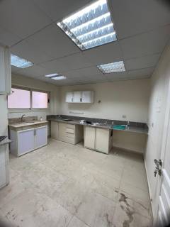 شقه للايجار في الدقي بالقرب من محي الدين ش ايران