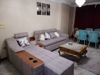 شقة للبيع 400م تشطيب سوبر لوكس شارع البطل أحمد