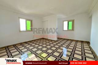 شقة للبيع بسان ستيفانو الفور سيزون جراند بلازا