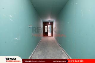 مقر ادارى للبيع 300 متر سيدى بشر على البحر مباشرة