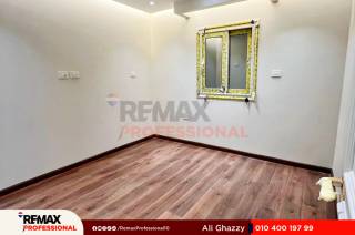 شقة للبيع 102 متر ميامي متفرع من ش اسكندر ابراهيم