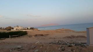 ارض للبيع بمطروح