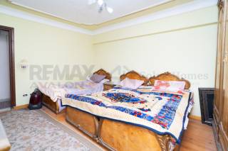 شقة للبيع 230 متر سيدى بشر ش محمد نجيب