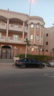 شقة للبيع بالنورث هارس