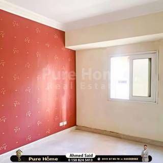 شقة للايجار سموحه شارع توت عنخ أمون