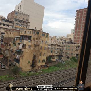 شقة 155 متر للبيع سموحة شارع الريادة