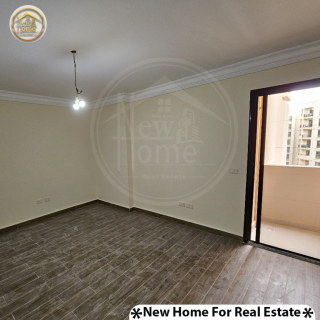 شقه 165م للايجار بانطونيادس