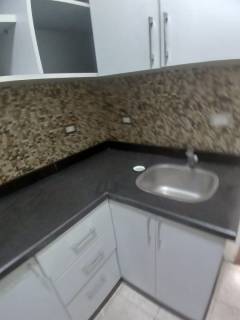 مكتب 4غرف 210م للايجار في ش مصدق الرءيسي في الدقي