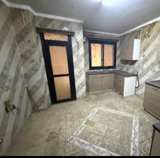 مكتب 250م للايجار في ميدان اسوان الرئيسي المهندسين